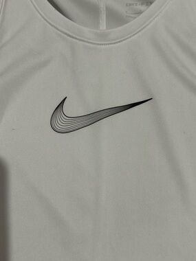 ⭐️ GIRLS NIKE TANK